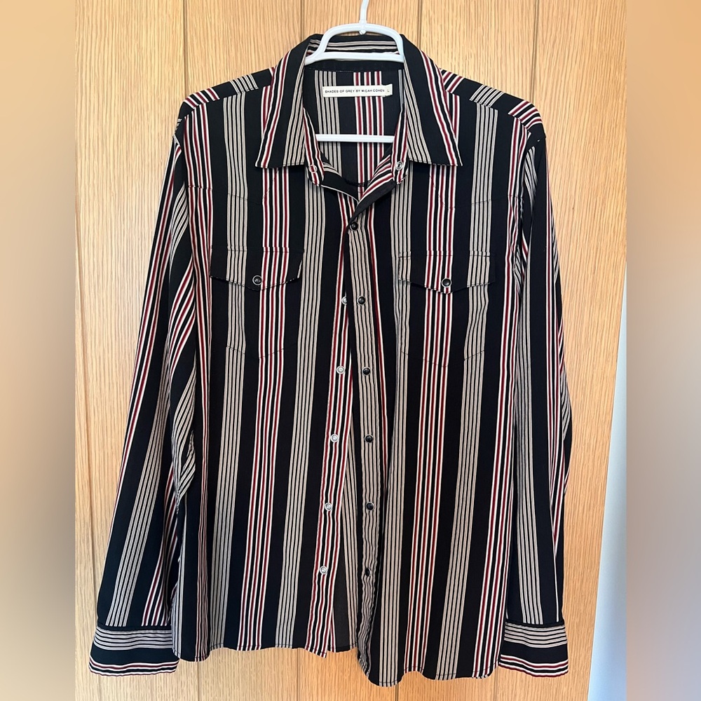 Shades of grey by Micah Cohen western style shirt with snap buttons size large